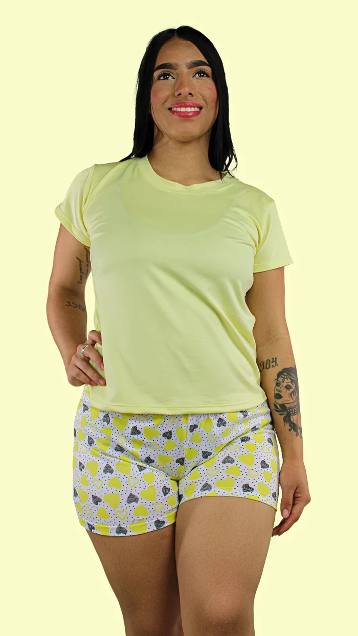 Pijama Corta con blusa amarilla con manga